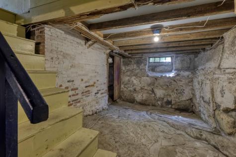 5 River Road Brooklin ME 04616