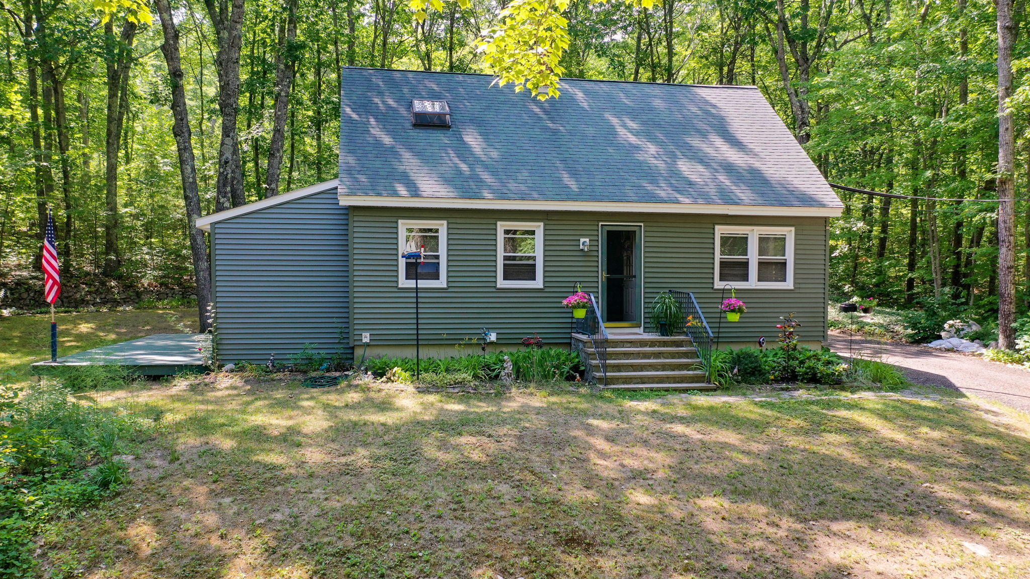 163 N Raymond Road Poland ME 04274