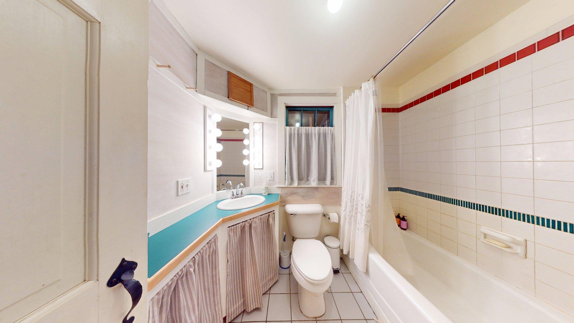 496 Old County Road Sedgwick ME 04676