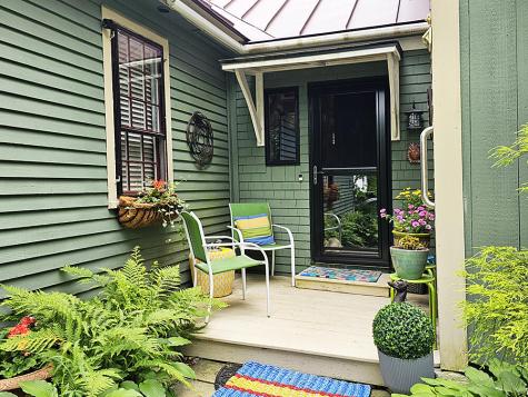 8 Longfellow School Road Bristol ME 04539