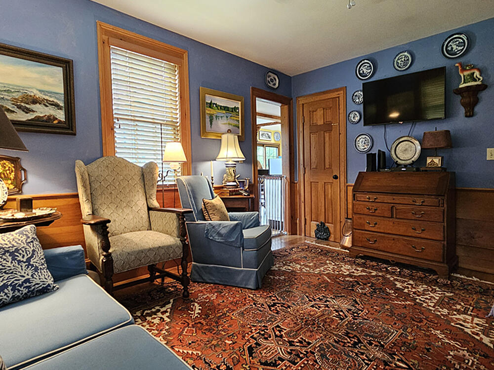 8 Longfellow School Road Bristol ME 04539