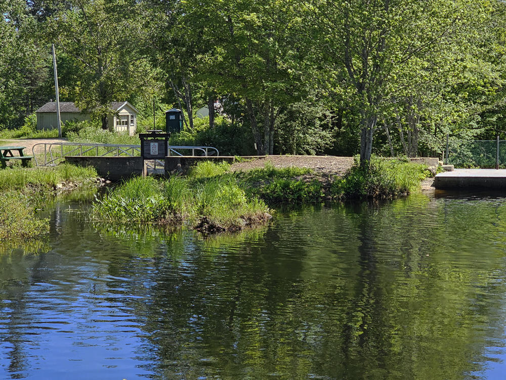 8 Longfellow School Road Bristol ME 04539