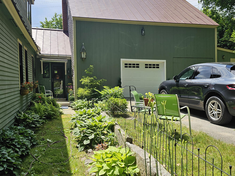 8 Longfellow School Road Bristol ME 04539