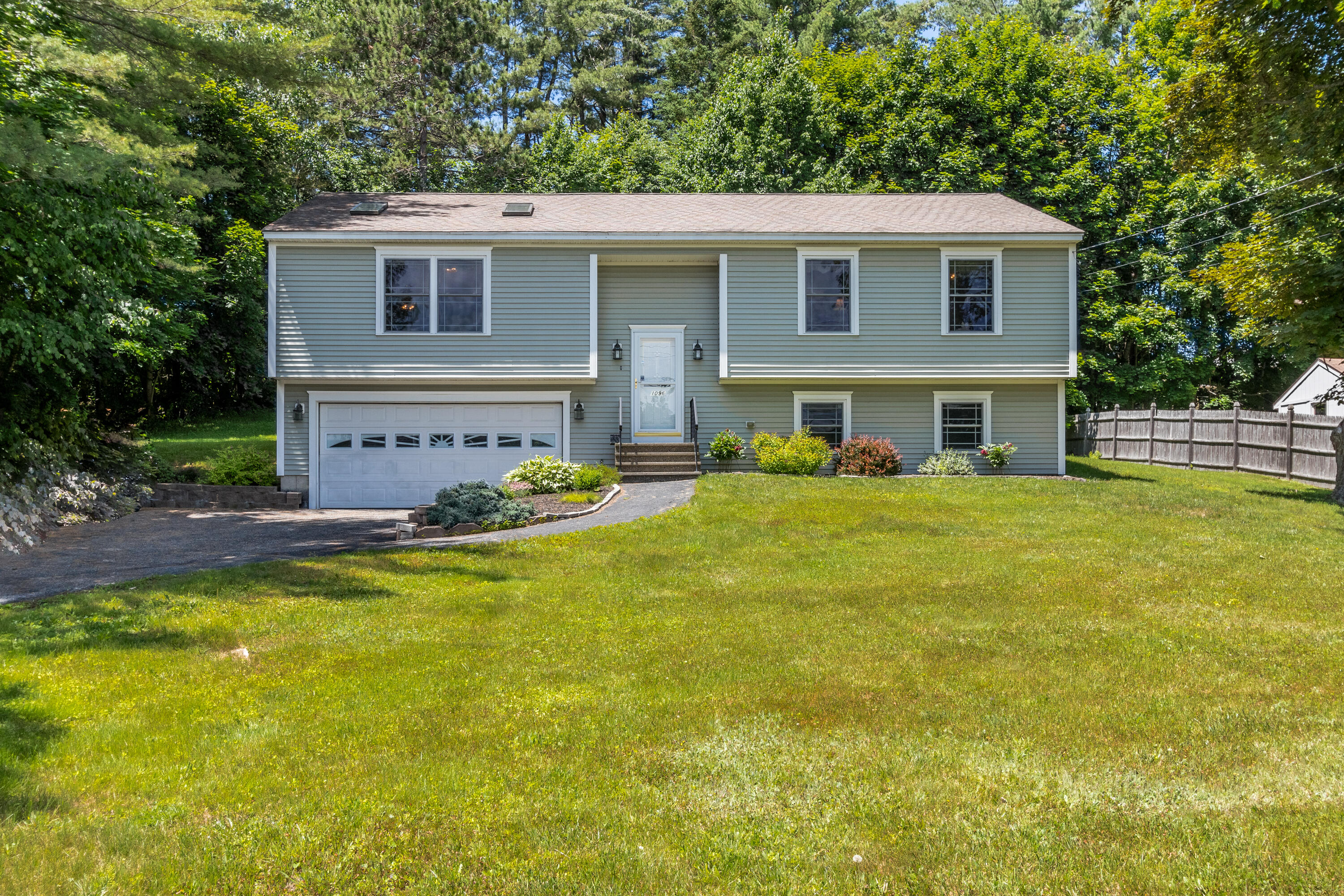 1096 Main Street Lewiston ME 04240