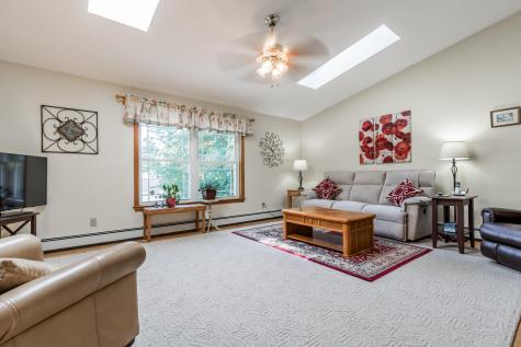 1096 Main Street Lewiston ME 04240