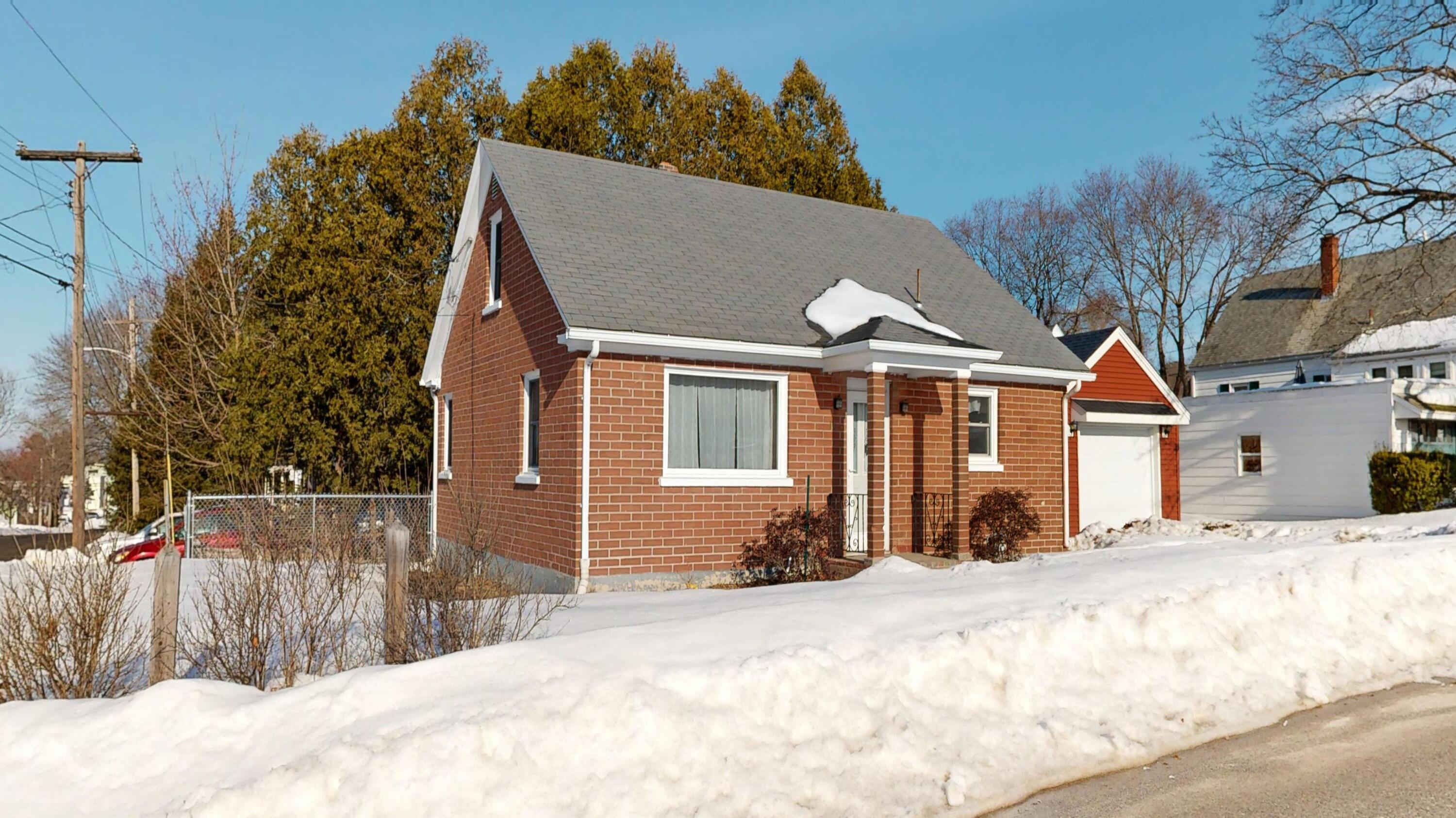 16 Simard Avenue Lewiston ME 04240