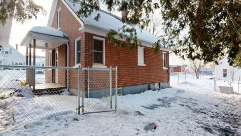 16 Simard Avenue Lewiston ME 04240