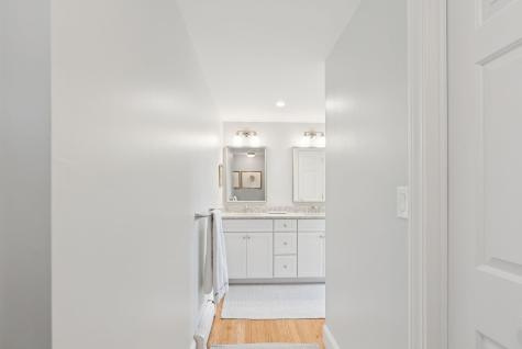 9 Oak Street Kennebunk ME 04043
