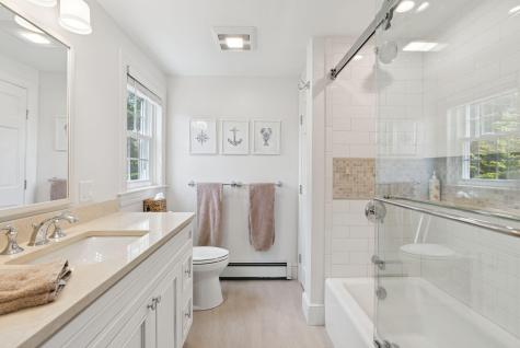 9 Oak Street Kennebunk ME 04043
