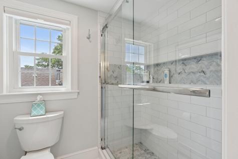 9 Oak Street Kennebunk ME 04043
