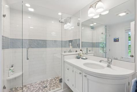 9 Oak Street Kennebunk ME 04043