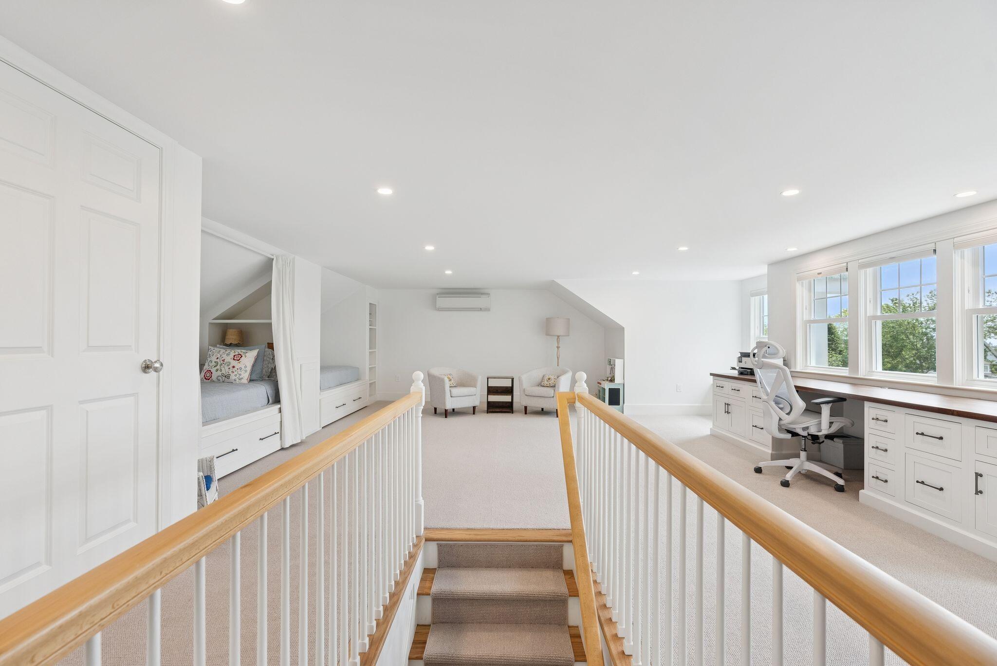 9 Oak Street Kennebunk ME 04043