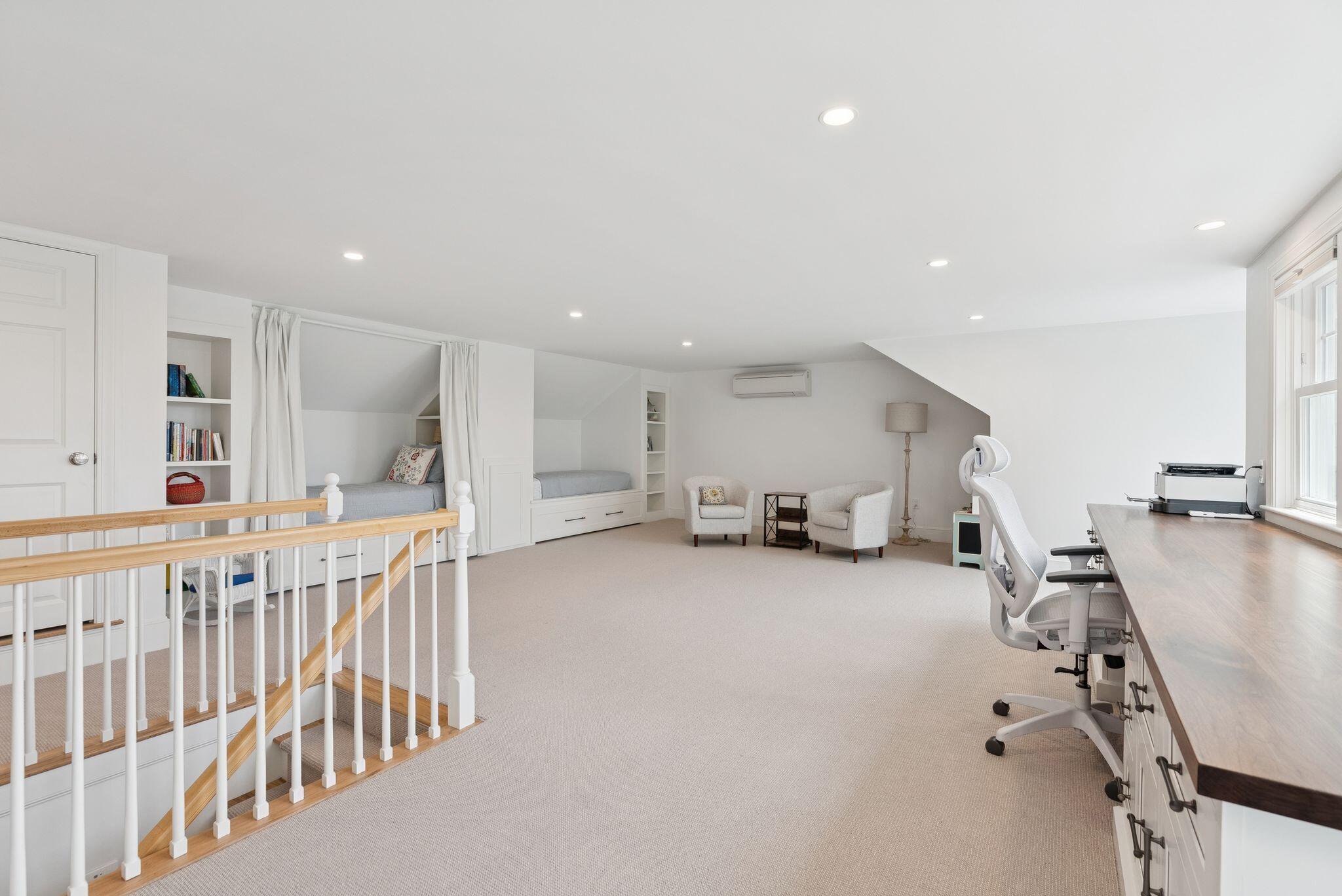 9 Oak Street Kennebunk ME 04043
