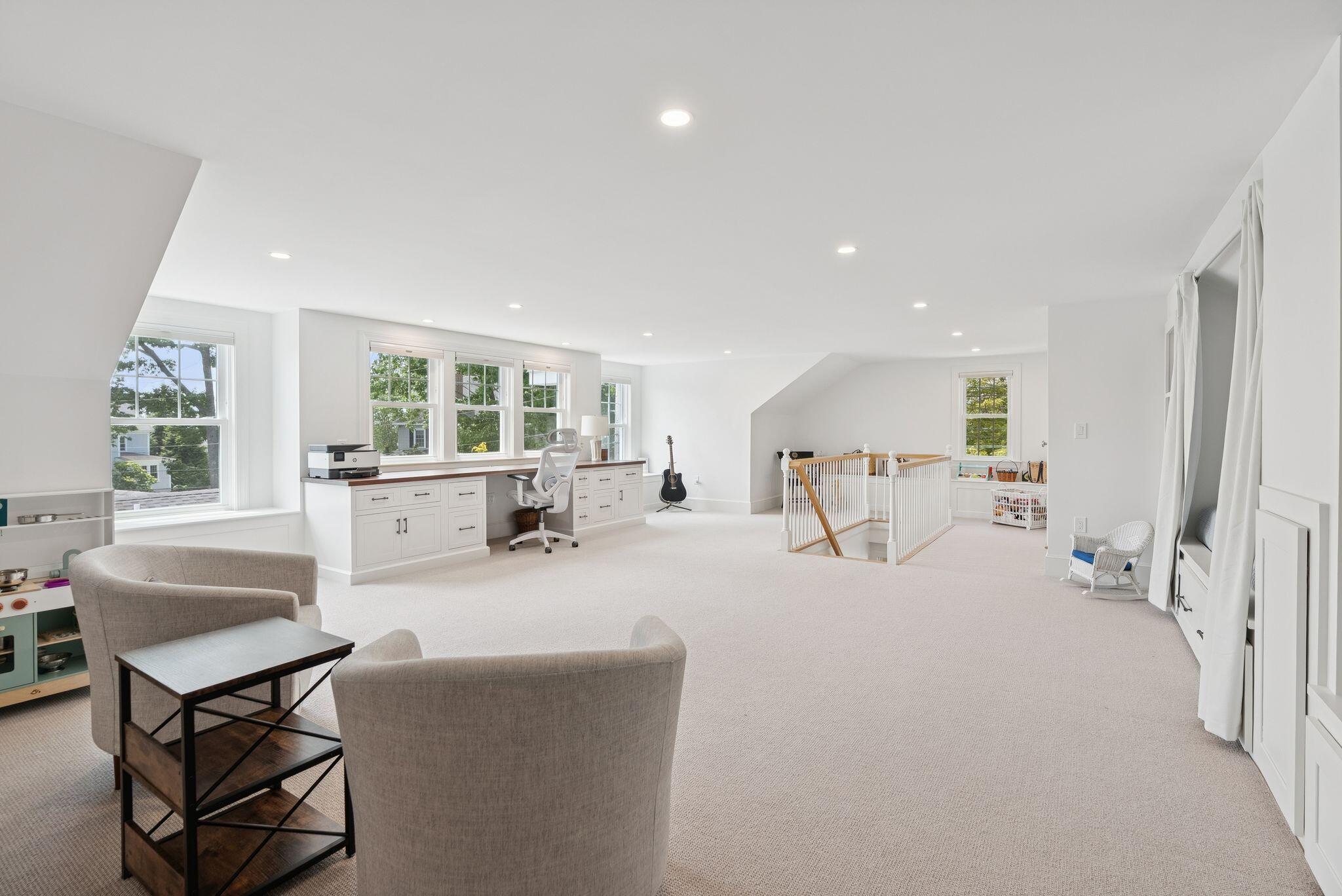 9 Oak Street Kennebunk ME 04043