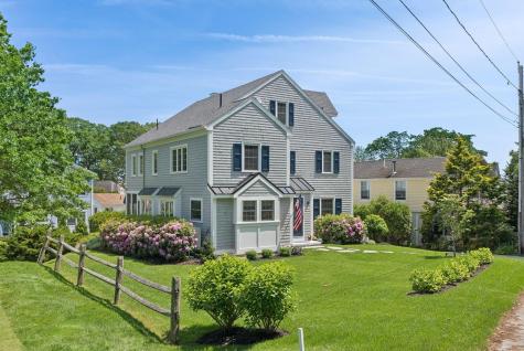 9 Oak Street Kennebunk ME 04043
