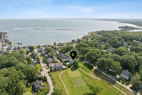 9 Oak Street Kennebunk ME 04043