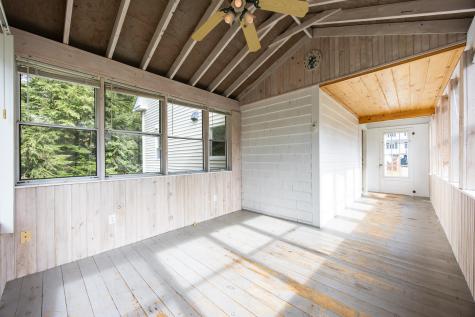 6 Ames Avenue Lewiston ME 04240