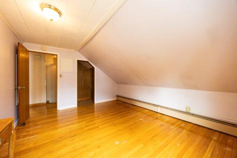 6 Ames Avenue Lewiston ME 04240