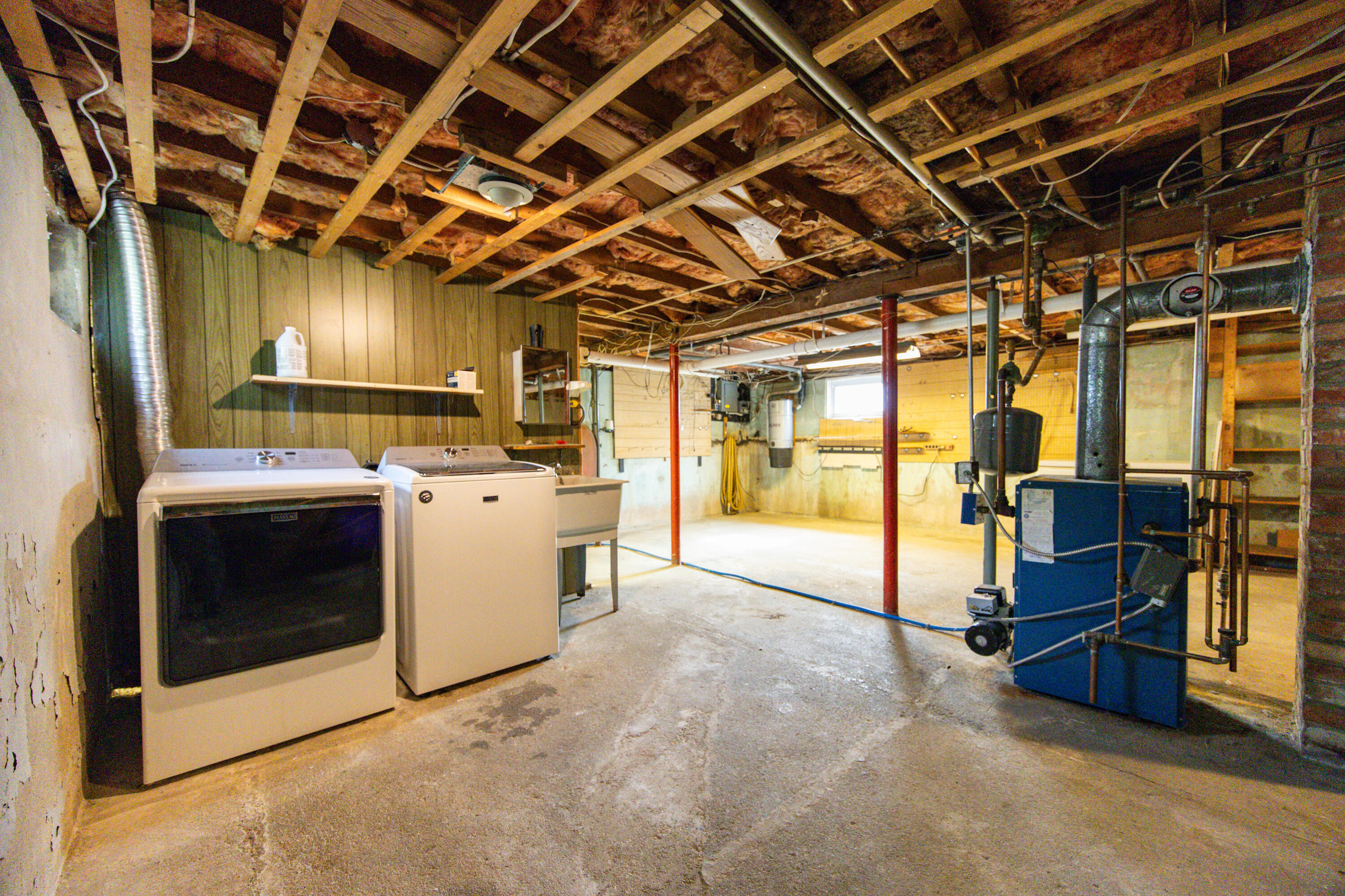 6 Ames Avenue Lewiston ME 04240