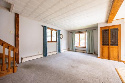 6 Ames Avenue Lewiston ME 04240