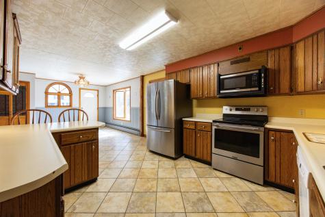 6 Ames Avenue Lewiston ME 04240