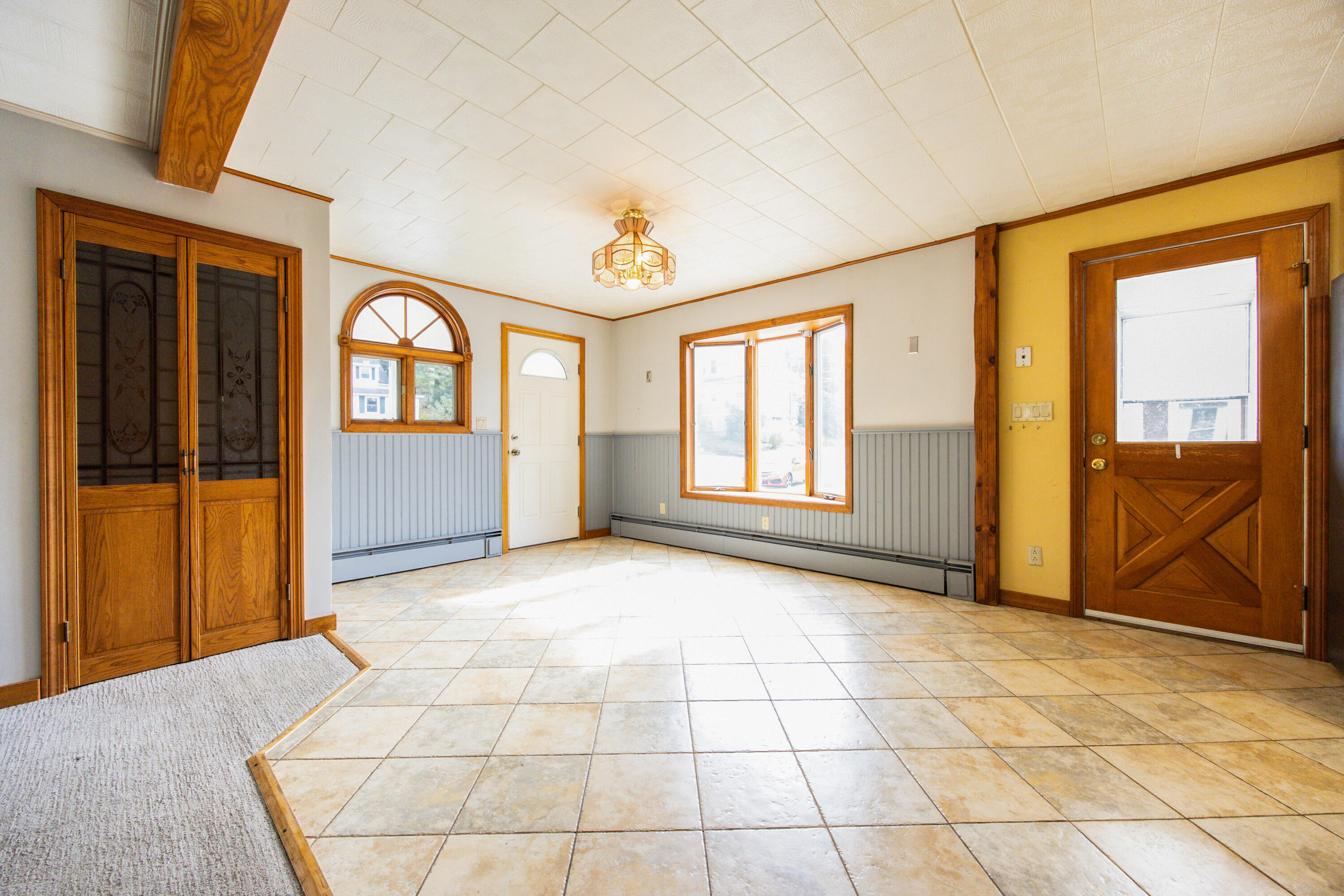 6 Ames Avenue Lewiston ME 04240