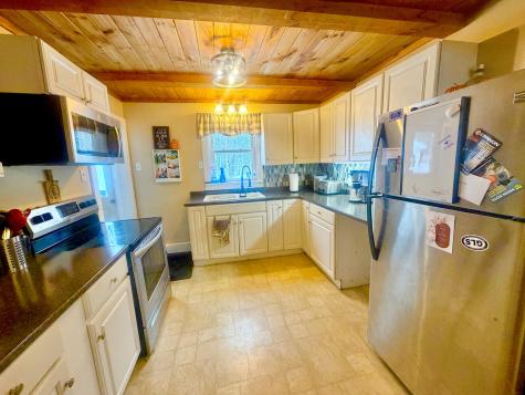 14 Pinkham Street Lincoln ME 04457