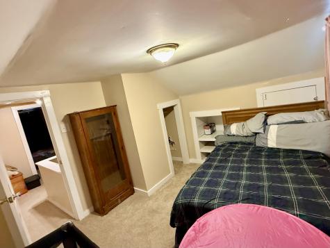 14 Pinkham Street Lincoln ME 04457