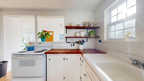 169 Old Lewiston Road Monmouth ME 04265