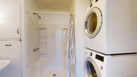 169 Old Lewiston Road Monmouth ME 04265