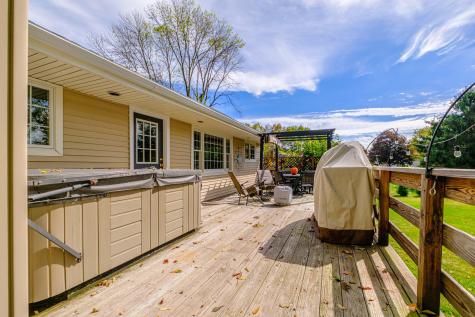 14 Maple Street Cumberland ME 04021