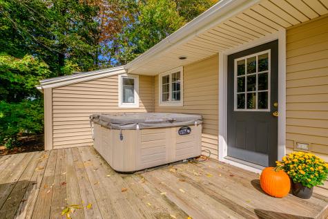 14 Maple Street Cumberland ME 04021