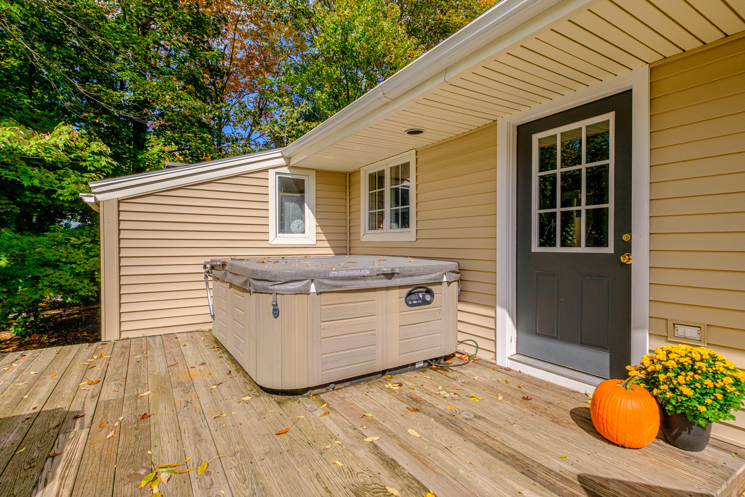 14 Maple Street Cumberland ME 04021