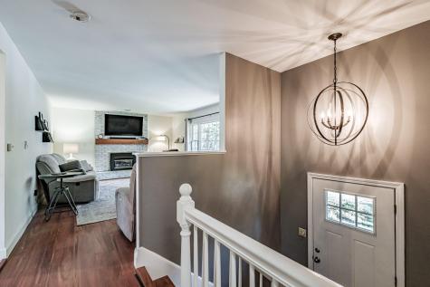 14 Maple Street Cumberland ME 04021