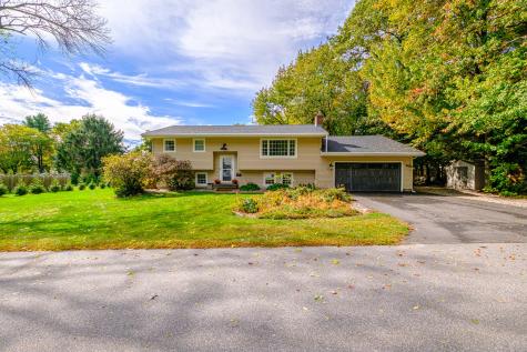 14 Maple Street Cumberland ME 04021