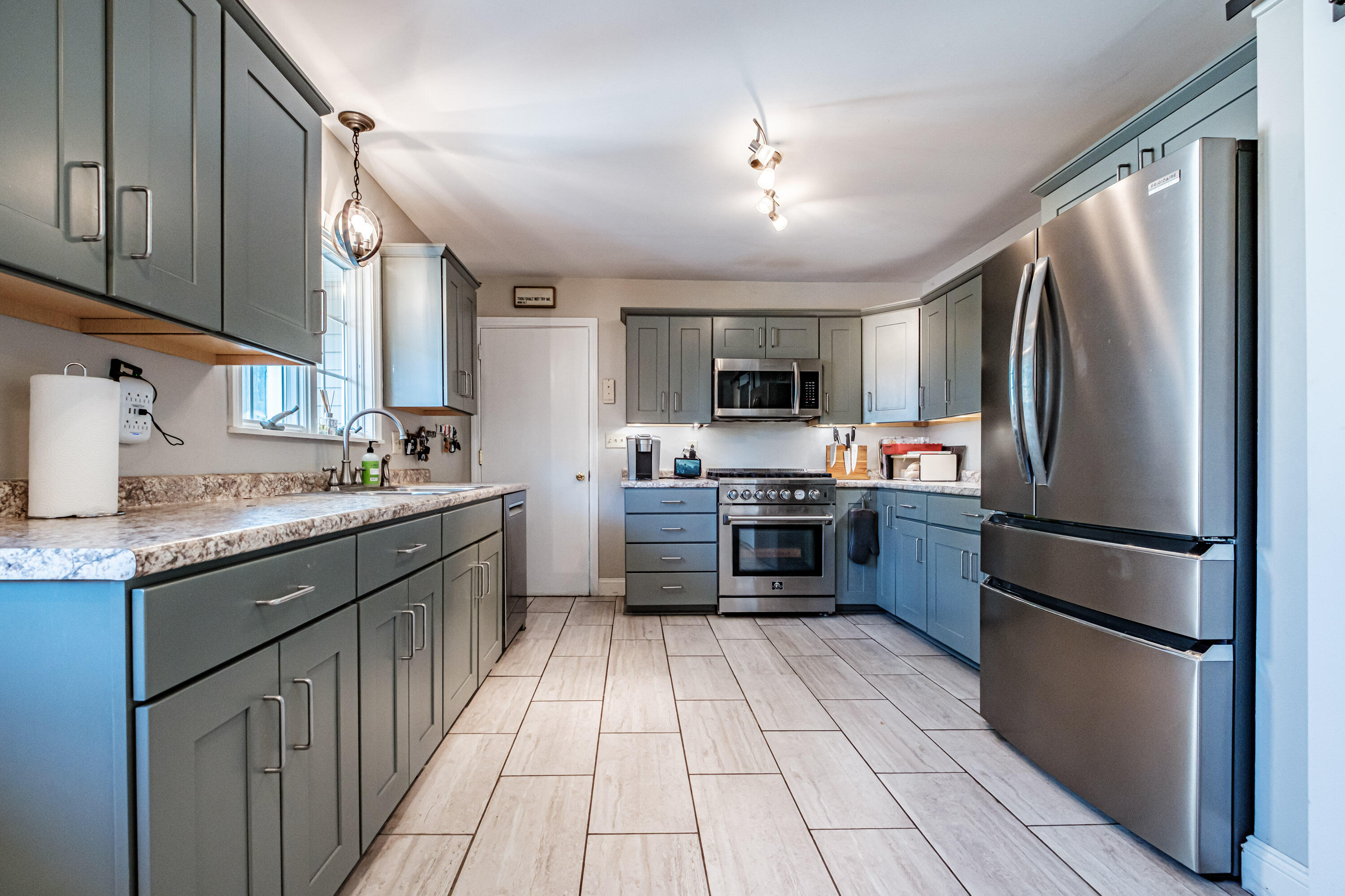 14 Maple Street Cumberland ME 04021