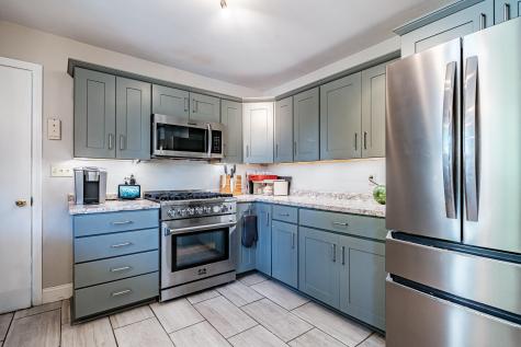 14 Maple Street Cumberland ME 04021