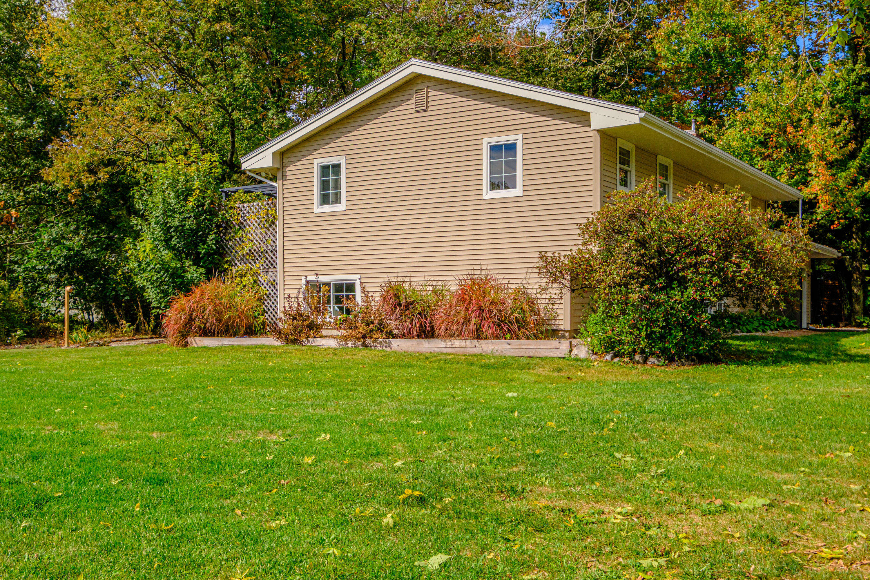 14 Maple Street Cumberland ME 04021