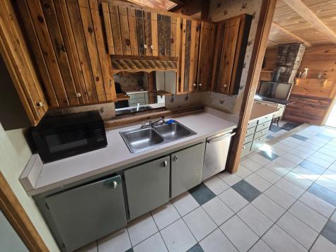 31 Dragonfly Drive Holden ME 04429