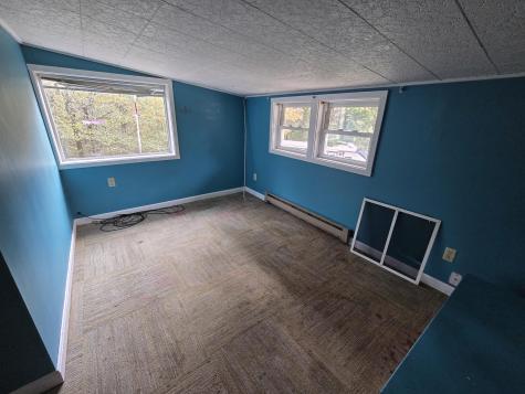 31 Dragonfly Drive Holden ME 04429