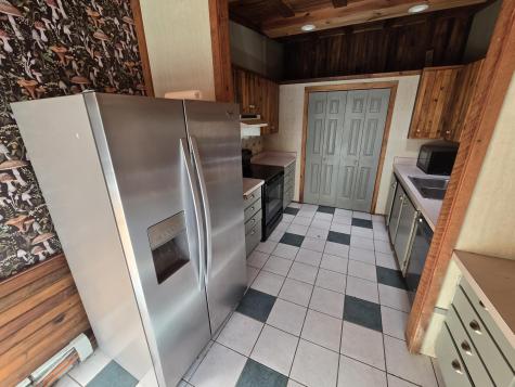 31 Dragonfly Drive Holden ME 04429