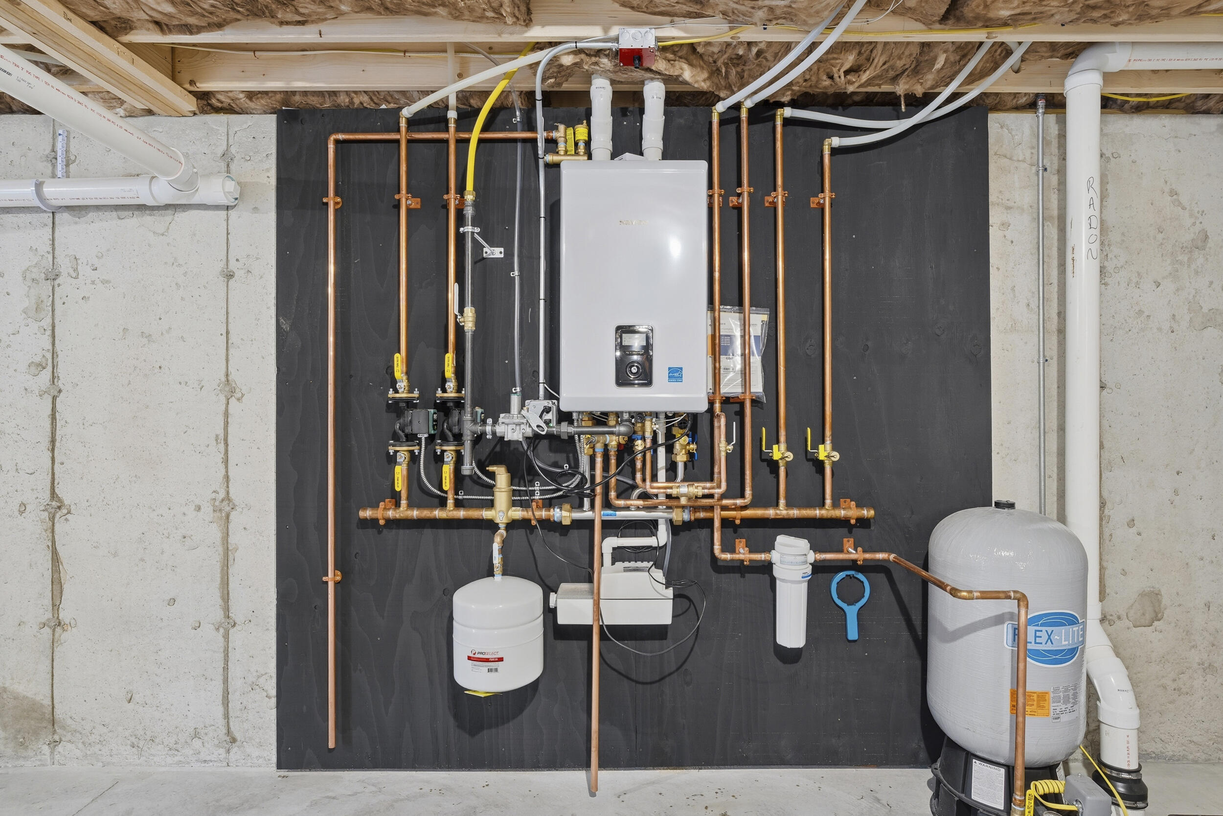 1192 Meadow Road Casco ME 04015