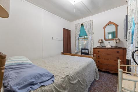 19 Riverside Avenue Edgecomb ME 04556