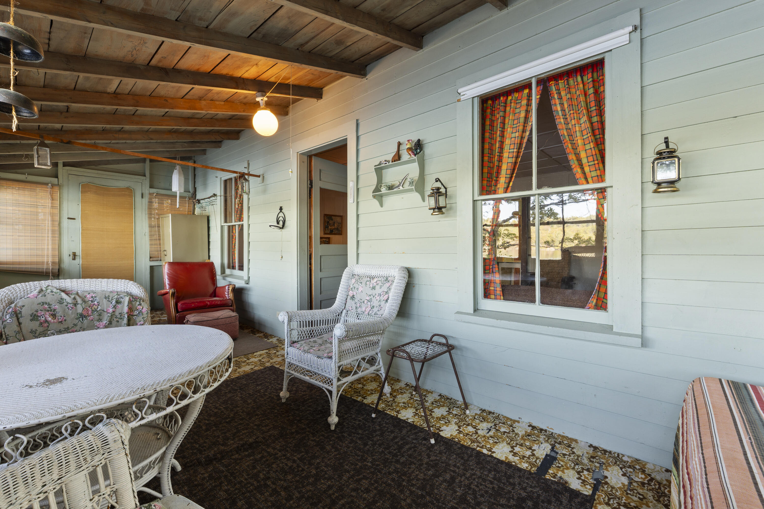 19 Riverside Avenue Edgecomb ME 04556