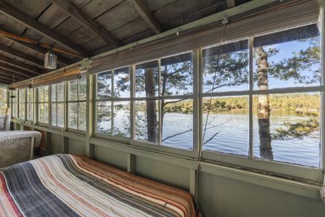 19 Riverside Avenue Edgecomb ME 04556