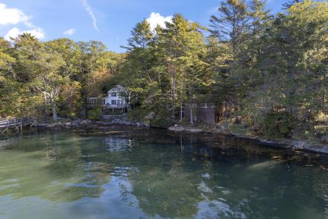 19 Riverside Avenue Edgecomb ME 04556