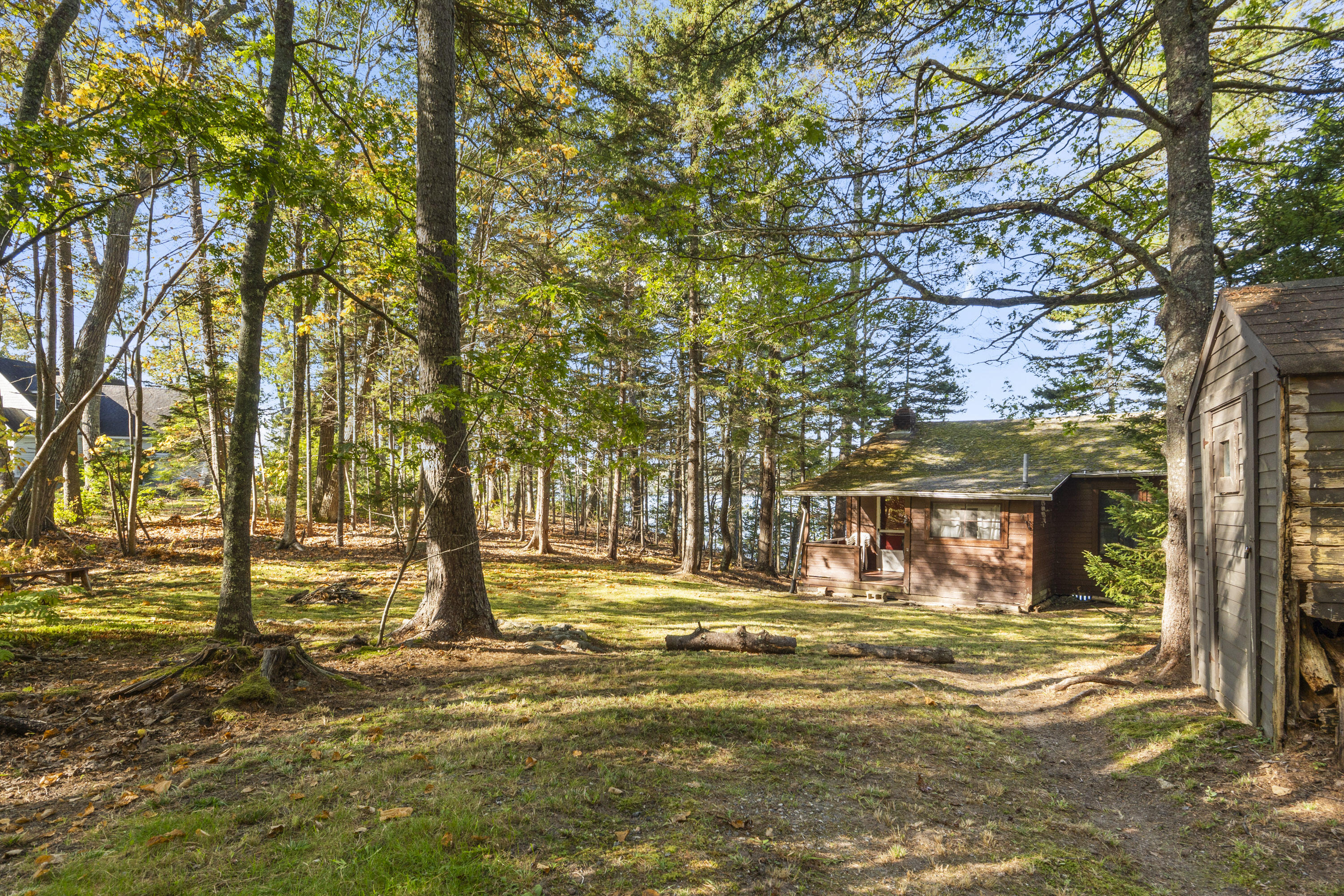 19 Riverside Avenue Edgecomb ME 04556