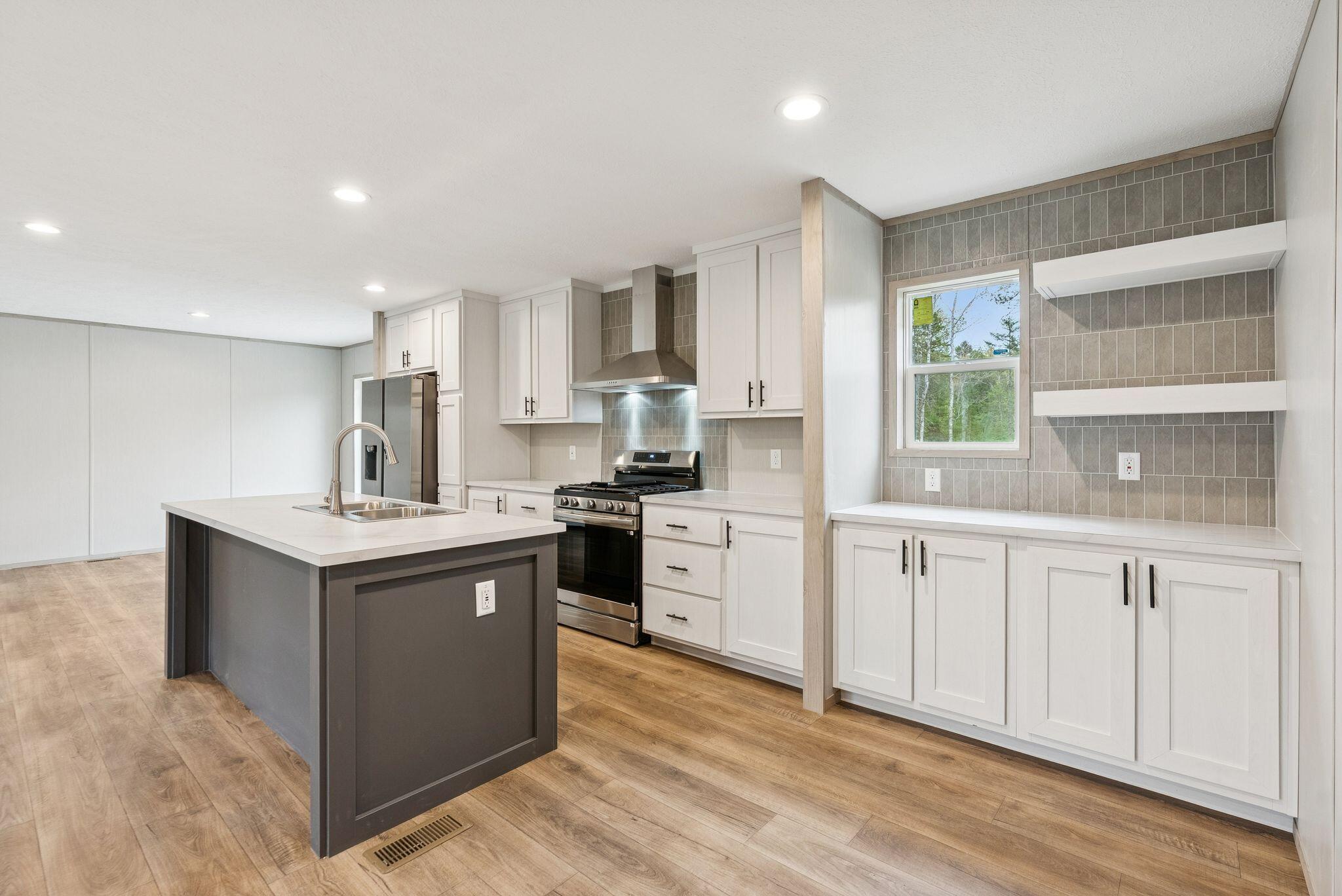 68 Marus Lane Somerville ME 04348