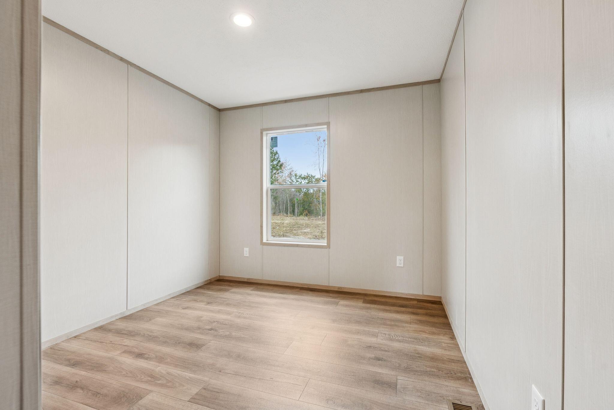 68 Marus Lane Somerville ME 04348