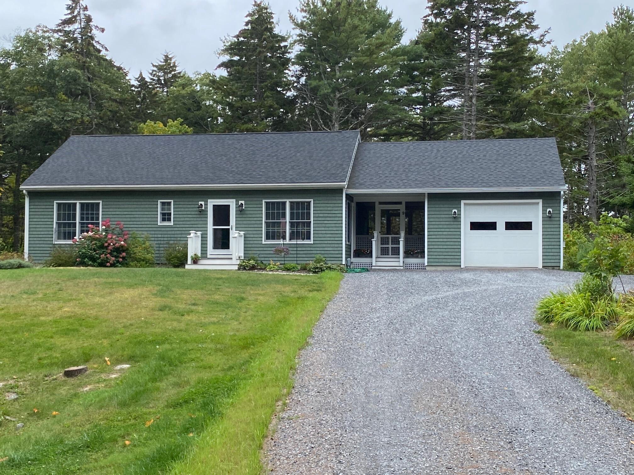 9 Skylers Way Boothbay ME 04537